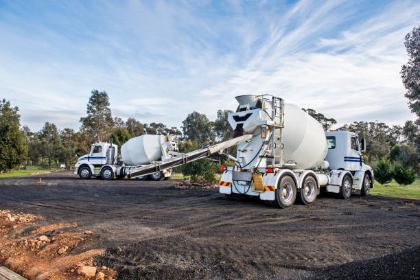 Best Concrete Flooring Contractor  in West Glendive, MT